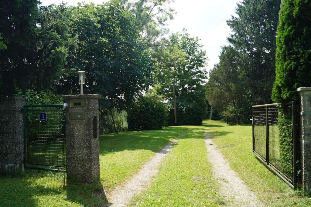 Idylisches Cottage Mit Reh Worthsee Esterno foto